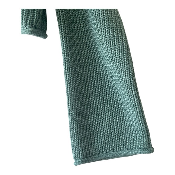 Sage Green Cropped Knit Crew Neck Sweater - Picture 8 of 10